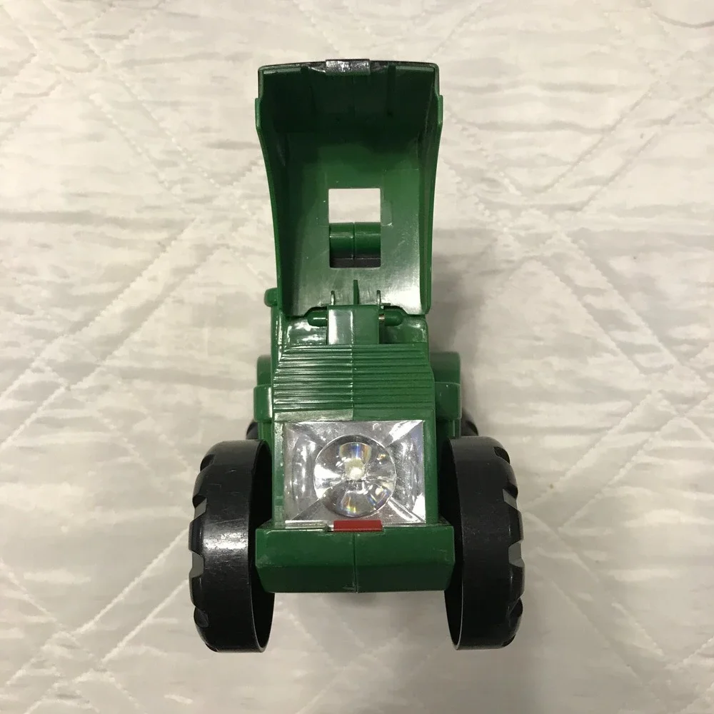 John Deere‎ Tractor Roll-N-Go flashlight w/ real engine sounds